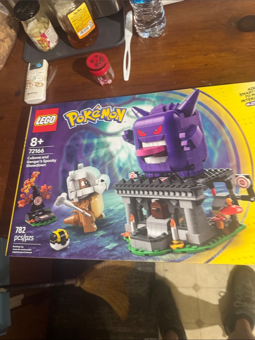 Lego Pokémon Cubone & Gengar Spooky Showdown - Purple, Gray, Brown, Green